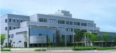 香川産業頭脳化センタービルの外観写真